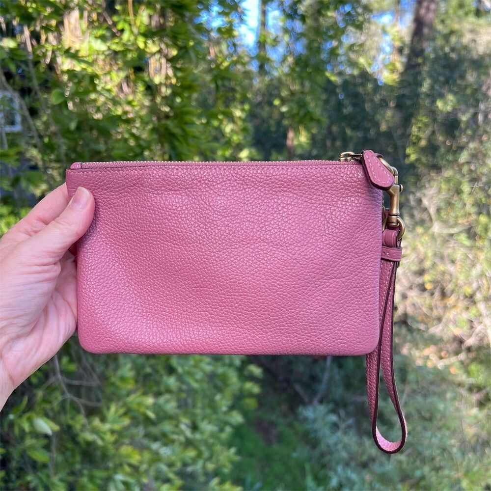 COACH Women's Small Pink Leather Wristlet with Gold Hardware 22952 AUTHENTIC - Picture 2 of 7